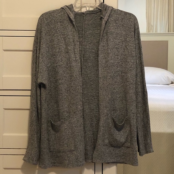 American Eagle Soft and Sexy Plush Hooded Cardigan - Picture 5 of 8